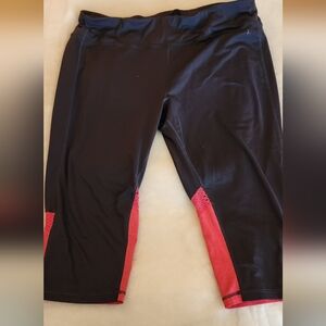 XXL Danskin Now Capri Leggings